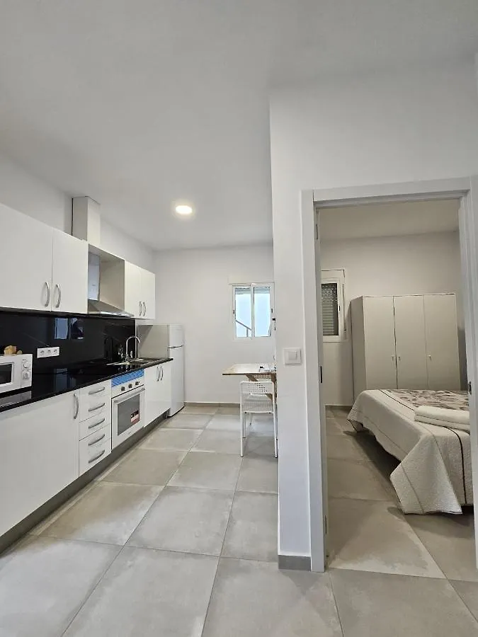 Apartamentos La Meridian Barcelona 0*,